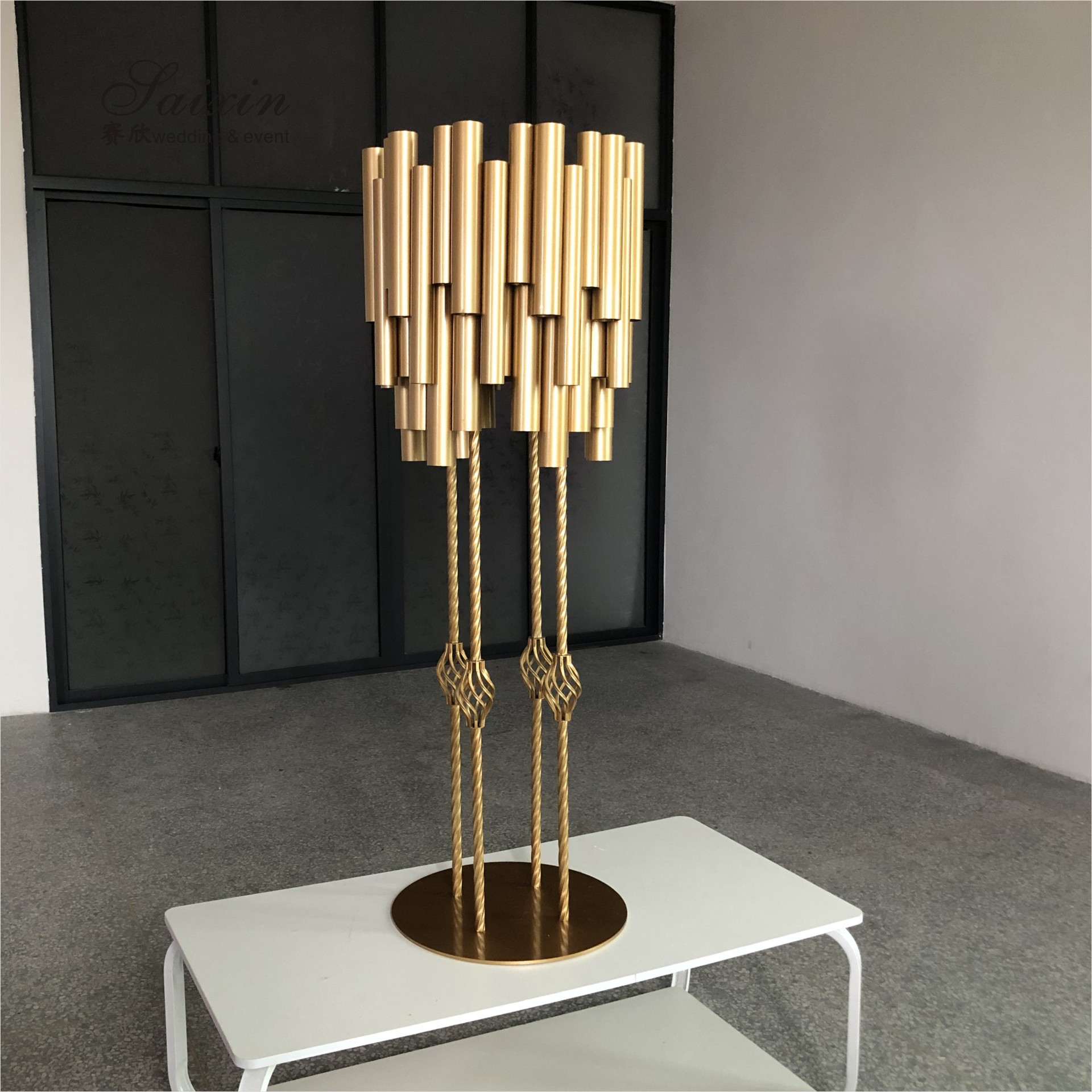 Wyjątkowe metalowe stojaki na  – Wedding Decor Supply Store recenzja i cena